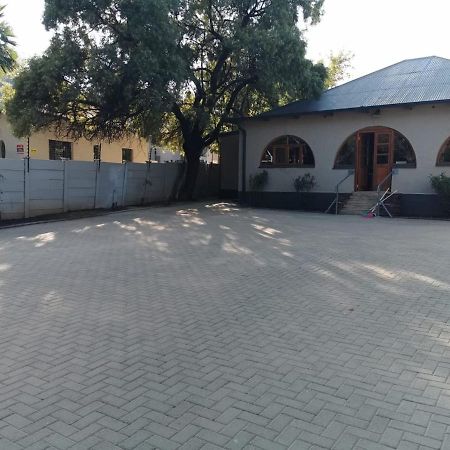 Guest Suites On Connor Bloemfontein Exterior foto